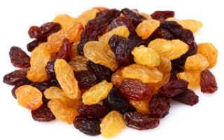 Можно ли есть изюм при грудном вскармливании, в каком виде изюм будет полезен маме и малышу?