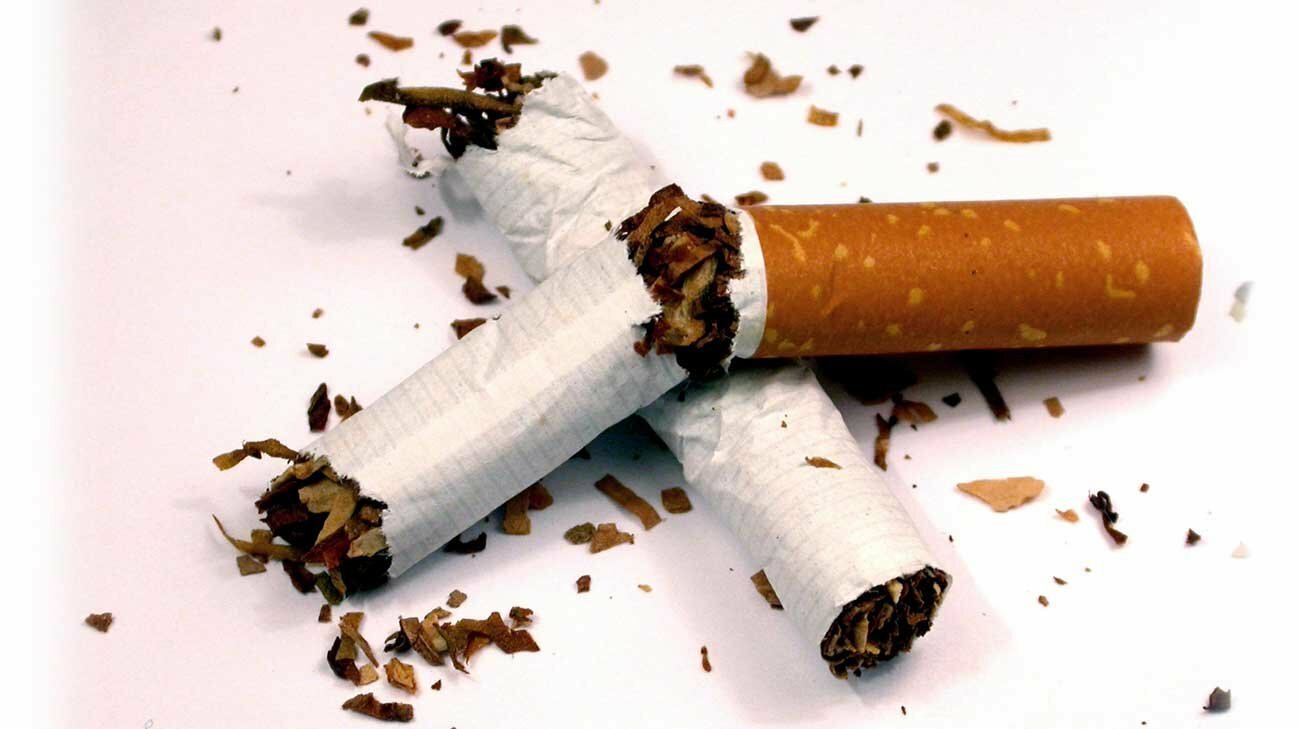 Как курение влияет на потенцию? Ядовитые вещества, находящиеся в сигаретном дыме, ухудшают состояние кровеносных сосудов